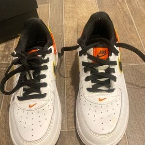 Nike Force 1 "Rayguns"  Kids' Shoe
